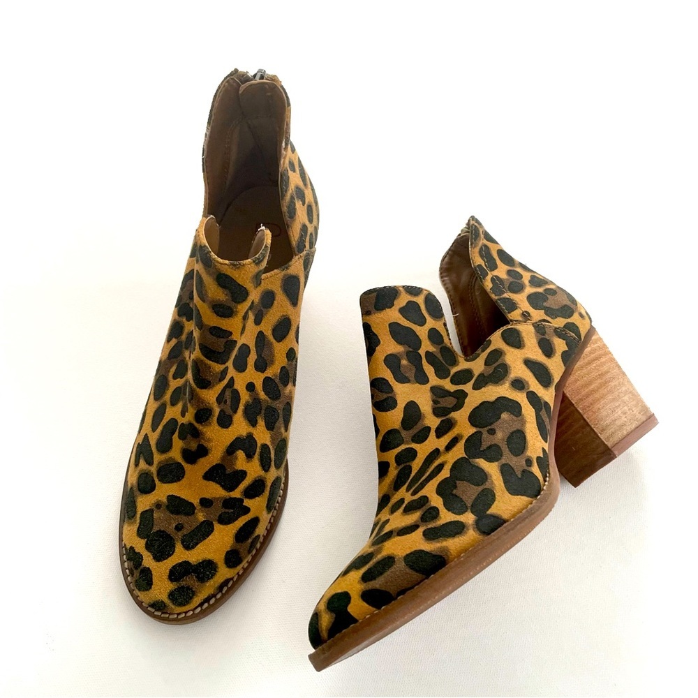 Blondo De Na Leopard Print Waterproof Leather Ankle Booties Heel Women’s 6.5